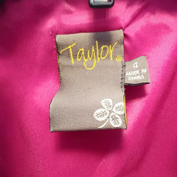 Taylor Dress l Fuchsia Ladies Dress - Picture 8 of 8